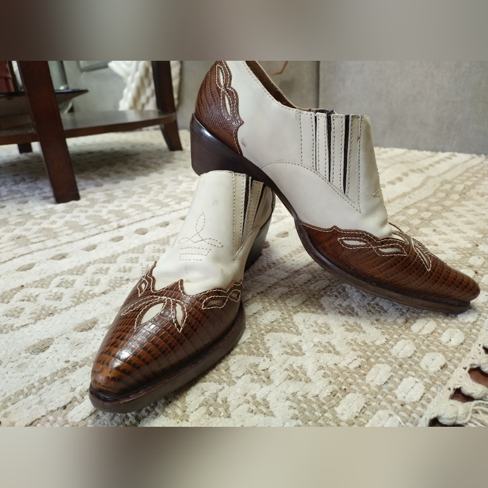 VTG NINE WEST WESTERN COWGIRL ANKLE BOOTS